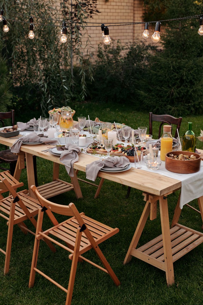 Backyard Entertaining: 5 Picks for Easy Outdoor Hangs
